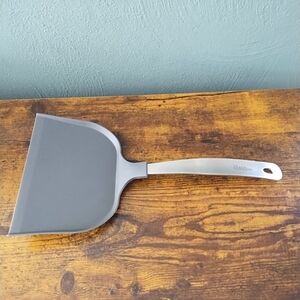 Wilton The Really Big Cookie Spatula Wide Non Stick Baking Tool